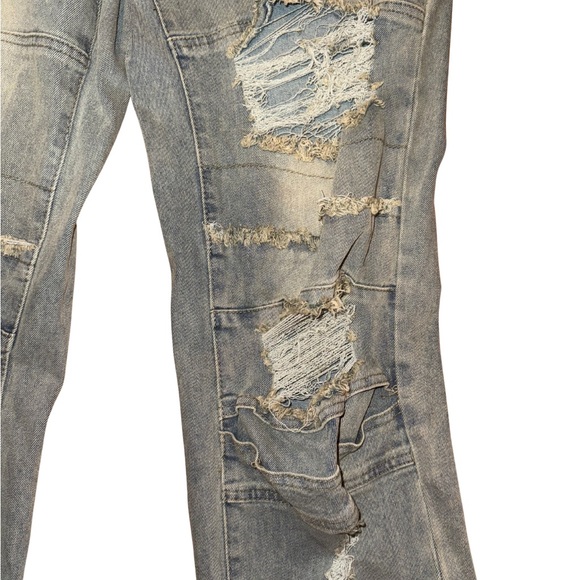 Distressed Wide Leg Jeans in Gray - Picture 5 of 7